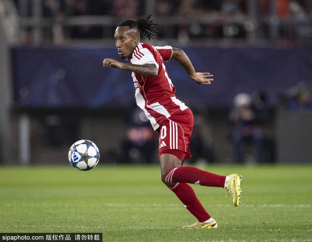 姆巴佩七分钟帽子戏法拯救皇马，呼吁团结共度难关